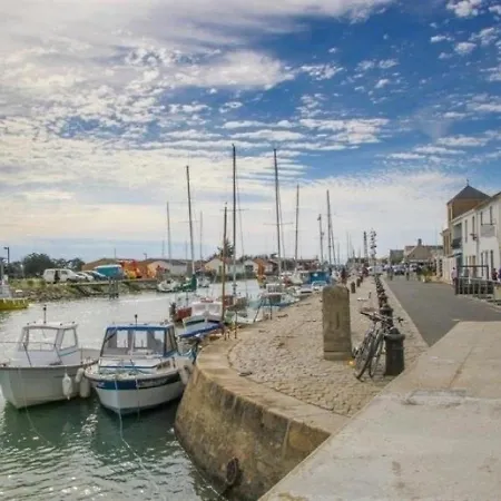 4 Personnes Maisonnette A Avec Acces Direct A La Plage Pour 4 Personnes. Апартаменты Barbatre